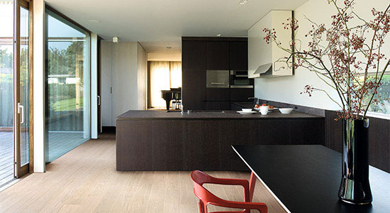 色彩、光線、空間之間的相互聯(lián)系